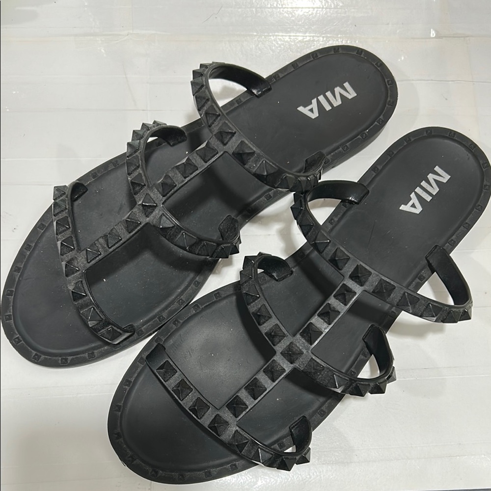 MIA Black Gladiator Sandals with Studded Straps size 9 GUC